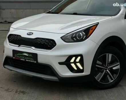 Киа Niro, объемом двигателя 0 л и пробегом 136 тыс. км за 18400 $, фото 2 на Automoto.ua