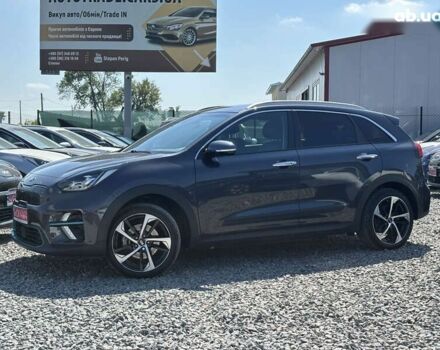 Киа Niro, объемом двигателя 0 л и пробегом 136 тыс. км за 19999 $, фото 2 на Automoto.ua