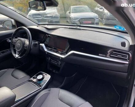Кіа Niro, об'ємом двигуна 0 л та пробігом 82 тис. км за 18900 $, фото 9 на Automoto.ua
