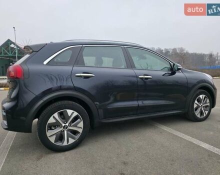 Кіа Niro, об'ємом двигуна 0 л та пробігом 96 тис. км за 19500 $, фото 3 на Automoto.ua