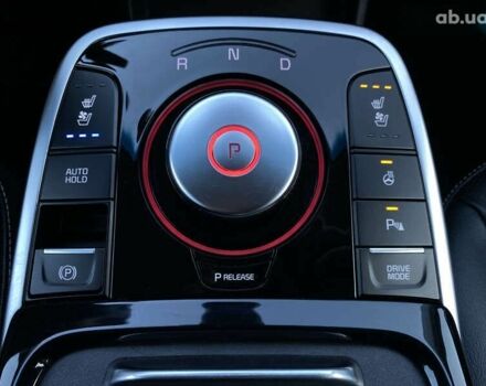 Киа Niro, объемом двигателя 0 л и пробегом 95 тыс. км за 21200 $, фото 7 на Automoto.ua