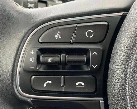 Киа Niro, объемом двигателя 0 л и пробегом 70 тыс. км за 22350 $, фото 18 на Automoto.ua