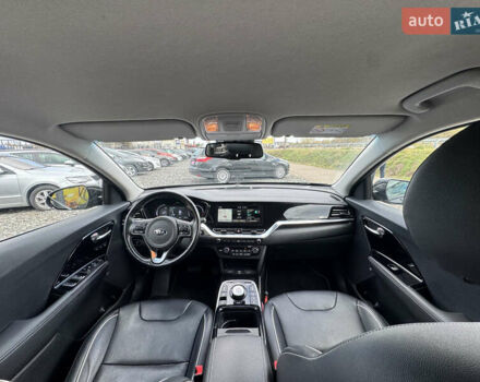 Кіа Niro, об'ємом двигуна 0 л та пробігом 164 тис. км за 18900 $, фото 35 на Automoto.ua