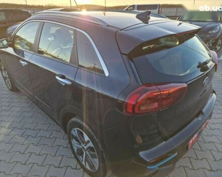 Кіа Niro, об'ємом двигуна 0 л та пробігом 118 тис. км за 17900 $, фото 16 на Automoto.ua