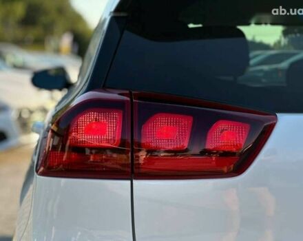 Киа Niro, объемом двигателя 0 л и пробегом 136 тыс. км за 17990 $, фото 10 на Automoto.ua