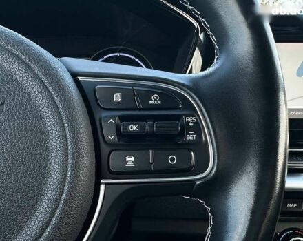 Киа Niro, объемом двигателя 0 л и пробегом 68 тыс. км за 24200 $, фото 8 на Automoto.ua