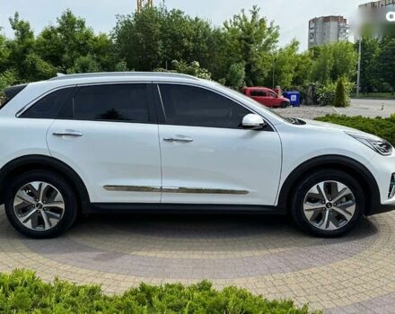 Кіа Niro, об'ємом двигуна 0 л та пробігом 62 тис. км за 19800 $, фото 7 на Automoto.ua