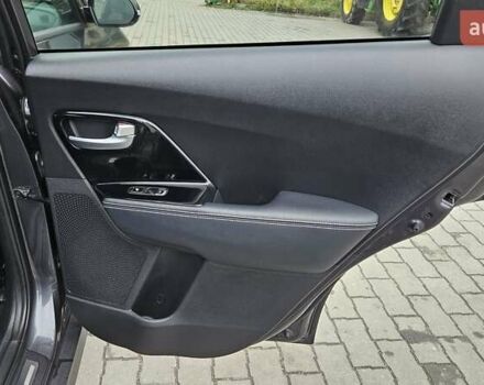 Кіа Niro, об'ємом двигуна 0 л та пробігом 133 тис. км за 19950 $, фото 27 на Automoto.ua