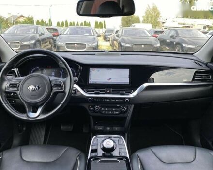 Киа Niro 2020 в Львове на Automoto.ua Киа Niro, объемом двигателя 0 л и пробегом 64 тыс. км за 22700 $, фото 3 на Automoto.ua