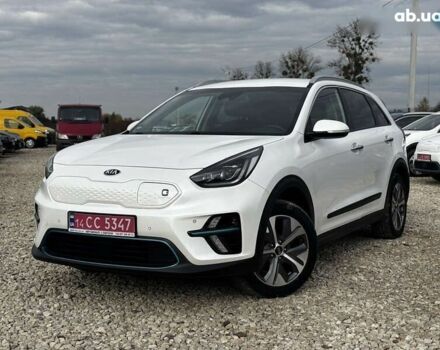 Киа Niro, объемом двигателя 0 л и пробегом 141 тыс. км за 19300 $, фото 6 на Automoto.ua
