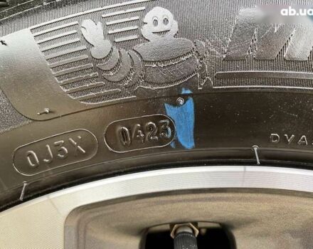 Киа Niro, объемом двигателя 0 л и пробегом 60 тыс. км за 24200 $, фото 27 на Automoto.ua