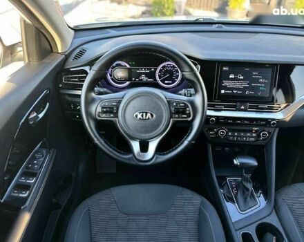 Киа Niro, объемом двигателя 0 л и пробегом 136 тыс. км за 17990 $, фото 19 на Automoto.ua