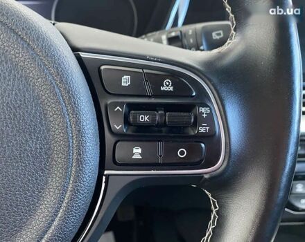 Киа Niro, объемом двигателя 0 л и пробегом 158 тыс. км за 19950 $, фото 13 на Automoto.ua