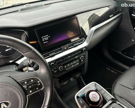 Киа Niro, объемом двигателя 0 л и пробегом 45 тыс. км за 22850 $, фото 27 на Automoto.ua