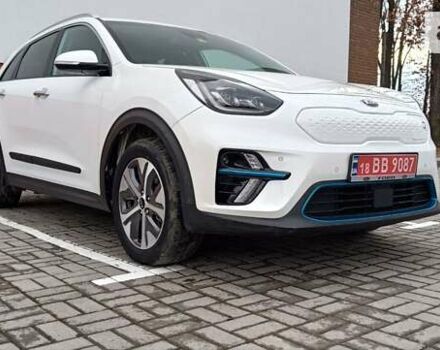 Кіа Niro, об'ємом двигуна 0 л та пробігом 106 тис. км за 23990 $, фото 12 на Automoto.ua