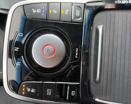 Кіа Niro, об'ємом двигуна 0 л та пробігом 158 тис. км за 19950 $, фото 19 на Automoto.ua