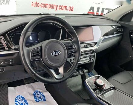 Киа Niro, объемом двигателя 0 л и пробегом 70 тыс. км за 22350 $, фото 5 на Automoto.ua