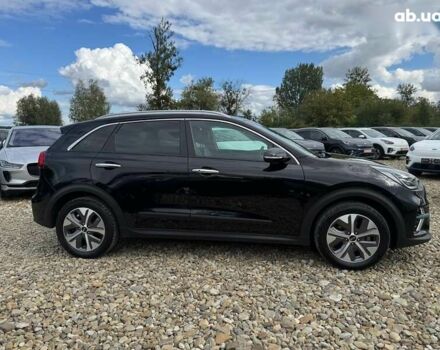 Киа Niro, объемом двигателя 0 л и пробегом 69 тыс. км за 23200 $, фото 23 на Automoto.ua
