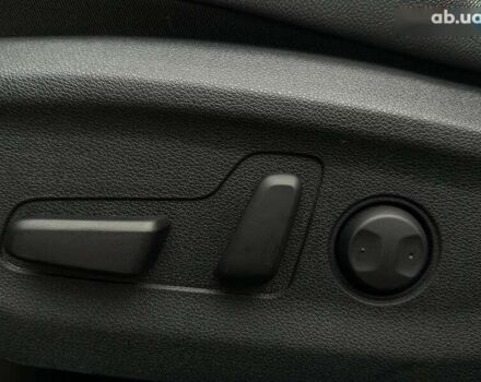 Киа Niro, объемом двигателя 0 л и пробегом 117 тыс. км за 19900 $, фото 2 на Automoto.ua