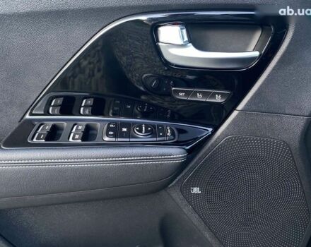 Киа Niro, объемом двигателя 0 л и пробегом 82 тыс. км за 22200 $, фото 6 на Automoto.ua