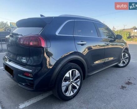 Кіа Niro, об'ємом двигуна 0 л та пробігом 93 тис. км за 18950 $, фото 10 на Automoto.ua