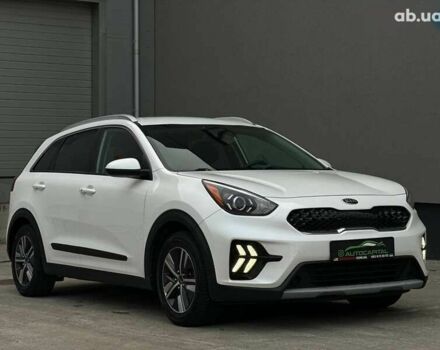 Киа Niro, объемом двигателя 0 л и пробегом 136 тыс. км за 18390 $, фото 4 на Automoto.ua