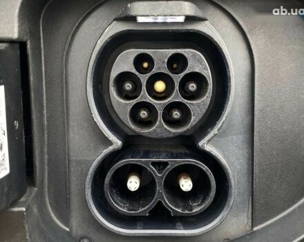 Киа Niro, объемом двигателя 0 л и пробегом 119 тыс. км за 20800 $, фото 12 на Automoto.ua