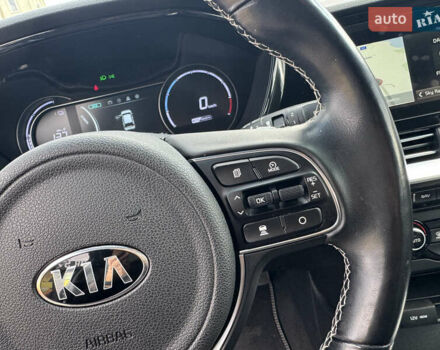 Кіа Niro, об'ємом двигуна 0 л та пробігом 164 тис. км за 18900 $, фото 58 на Automoto.ua