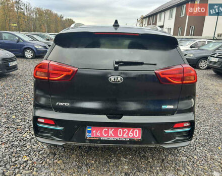 Киа Niro, объемом двигателя 0 л и пробегом 136 тыс. км за 18700 $, фото 2 на Automoto.ua