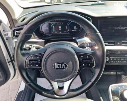 Киа Niro, объемом двигателя 0 л и пробегом 106 тыс. км за 19500 $, фото 22 на Automoto.ua