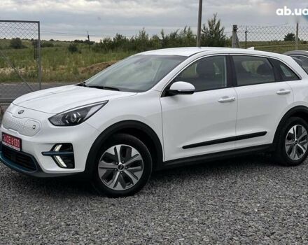 Киа Niro, объемом двигателя 0 л и пробегом 98 тыс. км за 19550 $, фото 5 на Automoto.ua