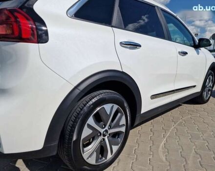 Киа Niro, объемом двигателя 0 л и пробегом 106 тыс. км за 19500 $, фото 9 на Automoto.ua