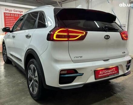 Кіа Niro, об'ємом двигуна 0 л та пробігом 35 тис. км за 24400 $, фото 26 на Automoto.ua