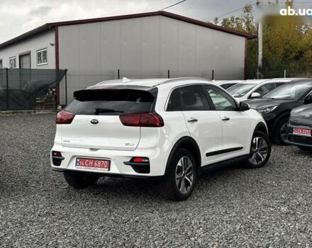 Киа Niro, объемом двигателя 0 л и пробегом 48 тыс. км за 24350 $, фото 10 на Automoto.ua