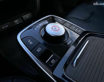 Кіа Niro, об'ємом двигуна 0 л та пробігом 70 тис. км за 23200 $, фото 5 на Automoto.ua