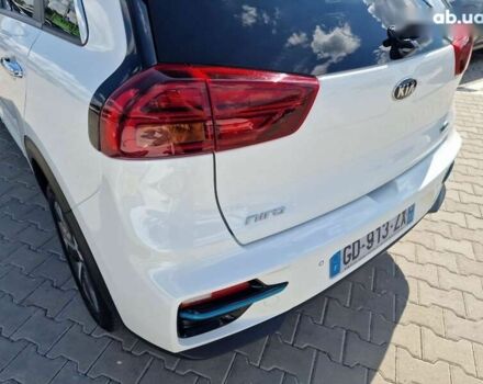 Киа Niro, объемом двигателя 0 л и пробегом 106 тыс. км за 19500 $, фото 14 на Automoto.ua