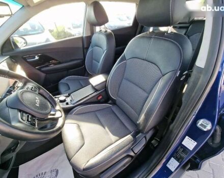 Кіа Niro, об'ємом двигуна 0 л та пробігом 111 тис. км за 20300 $, фото 21 на Automoto.ua