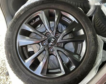 Киа Niro, объемом двигателя 0 л и пробегом 135 тыс. км за 20900 $, фото 6 на Automoto.ua