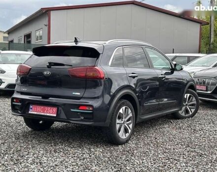 Киа Niro, объемом двигателя 0 л и пробегом 64 тыс. км за 22100 $, фото 7 на Automoto.ua
