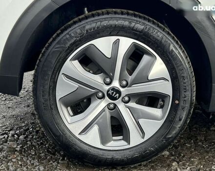 Киа Niro, объемом двигателя 0 л и пробегом 54 тыс. км за 21193 $, фото 21 на Automoto.ua