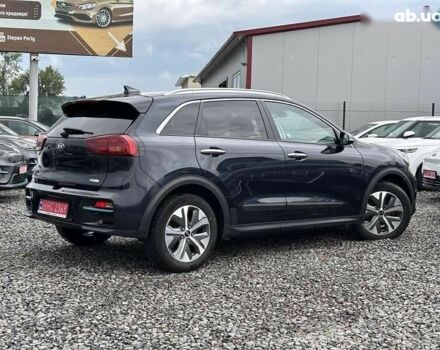 Киа Niro, объемом двигателя 0 л и пробегом 64 тыс. км за 22100 $, фото 12 на Automoto.ua