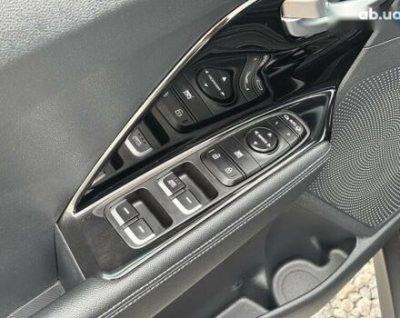 Киа Niro, объемом двигателя 0 л и пробегом 40 тыс. км за 23100 $, фото 23 на Automoto.ua