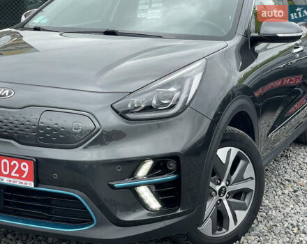 Киа Niro, объемом двигателя 0 л и пробегом 105 тыс. км за 20350 $, фото 6 на Automoto.ua