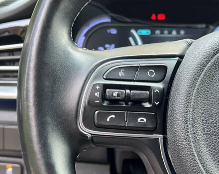 Киа Niro, объемом двигателя 0 л и пробегом 89 тыс. км за 18500 $, фото 24 на Automoto.ua