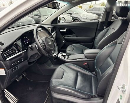 Киа Niro, объемом двигателя 0 л и пробегом 55 тыс. км за 24999 $, фото 7 на Automoto.ua
