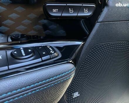 Киа Niro, объемом двигателя 0 л и пробегом 67 тыс. км за 23400 $, фото 5 на Automoto.ua