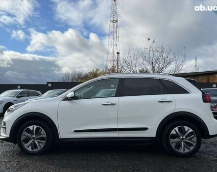 Киа Niro, объемом двигателя 0 л и пробегом 54 тыс. км за 21193 $, фото 4 на Automoto.ua