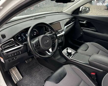 Киа Niro, объемом двигателя 0 л и пробегом 75 тыс. км за 21650 $, фото 16 на Automoto.ua