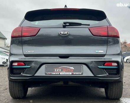 Кіа Niro, об'ємом двигуна 0 л та пробігом 107 тис. км за 19454 $, фото 6 на Automoto.ua