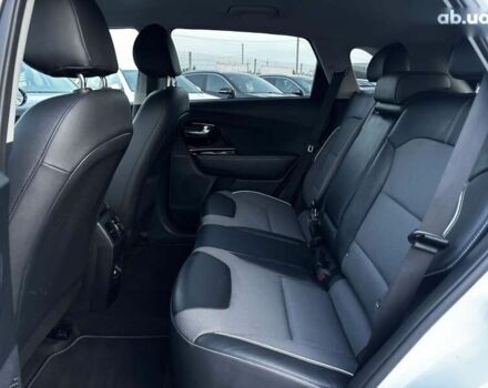 Киа Niro, объемом двигателя 0 л и пробегом 51 тыс. км за 24999 $, фото 7 на Automoto.ua